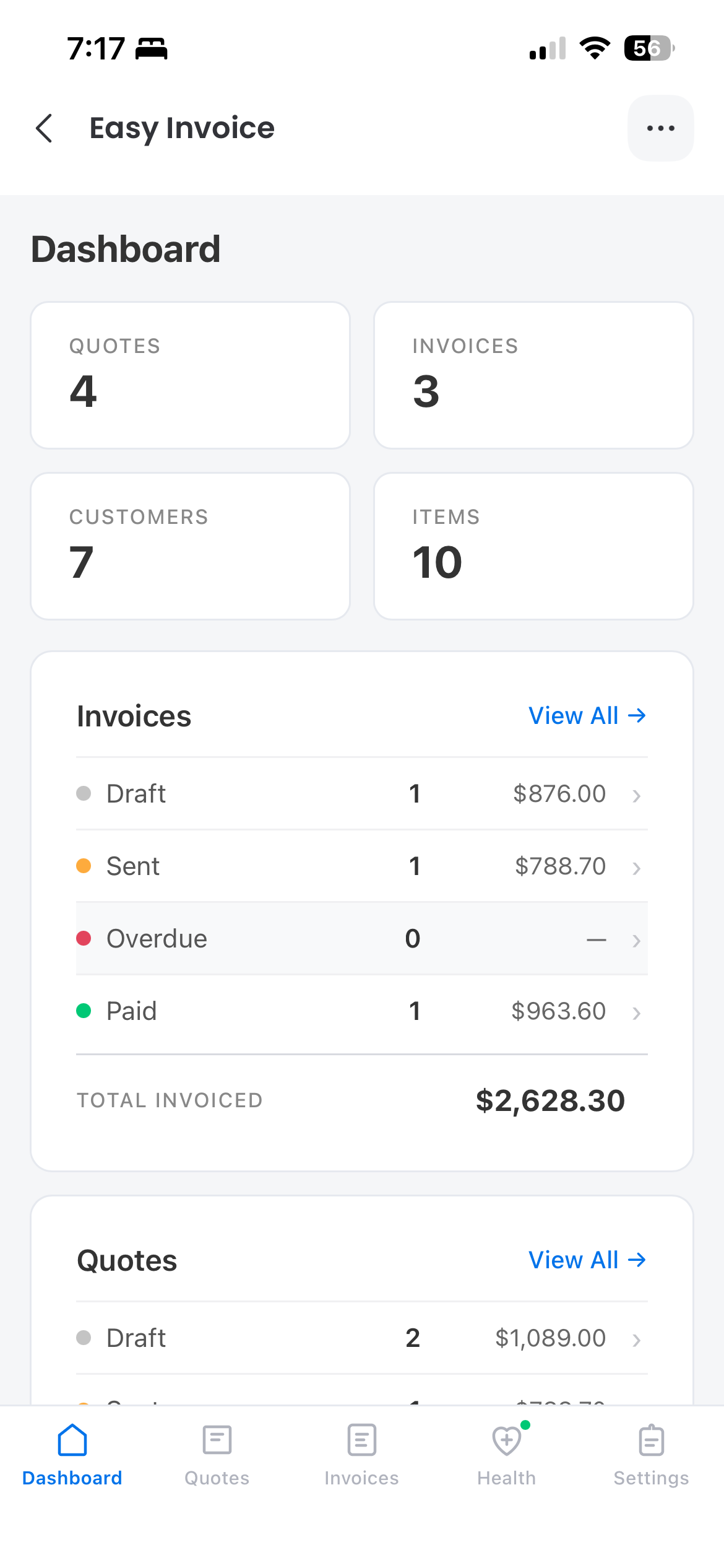 Easy Invoice mobile dashboard with quote and invoice counters and a status rollup
